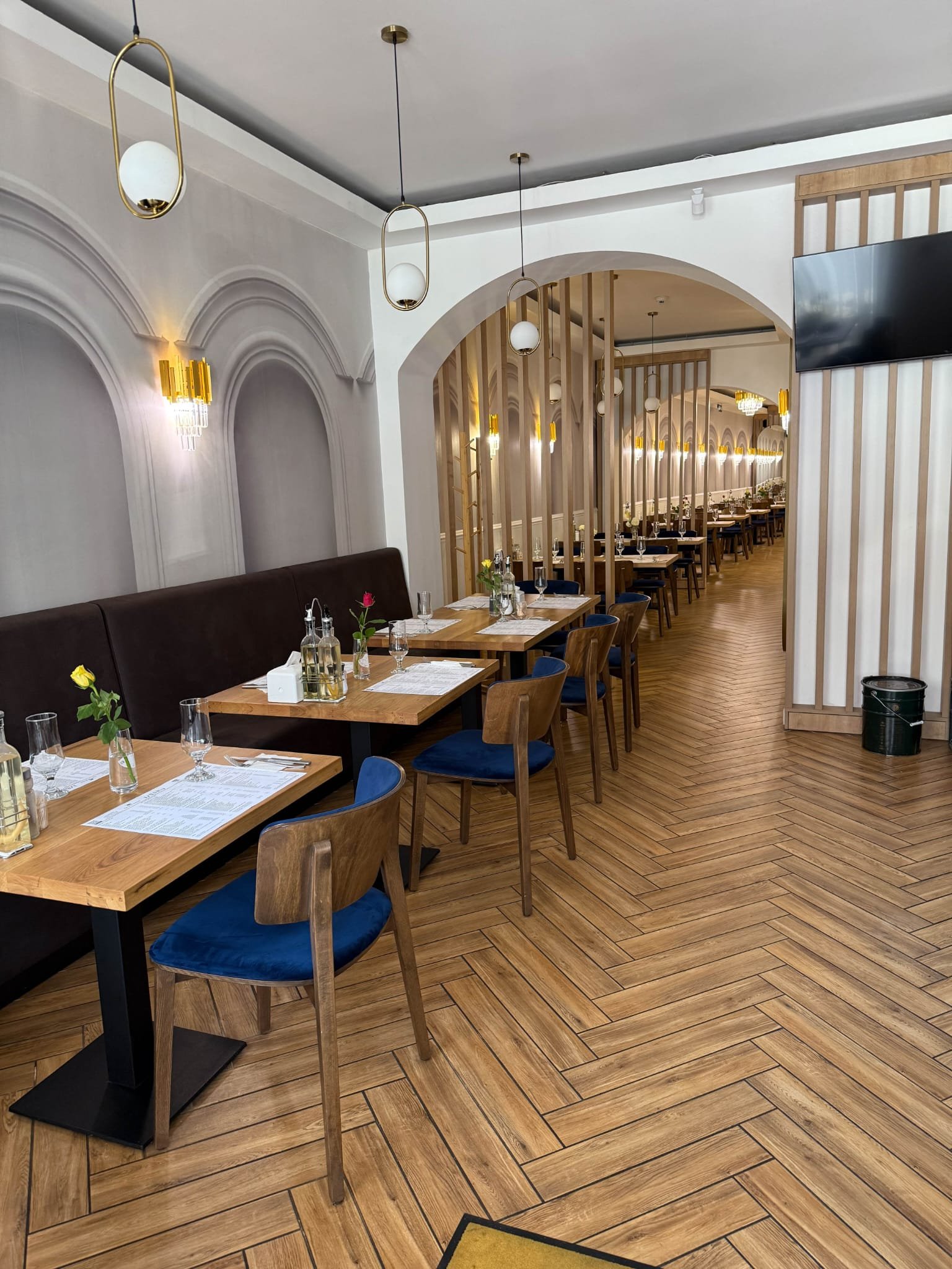 Restaurant Grand Plaza Sibiu — foto 10