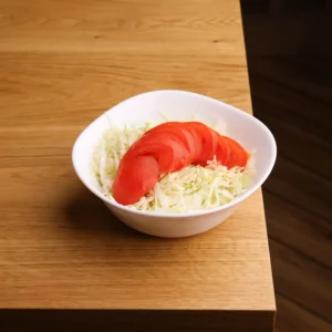 Salată de varză cu roşii